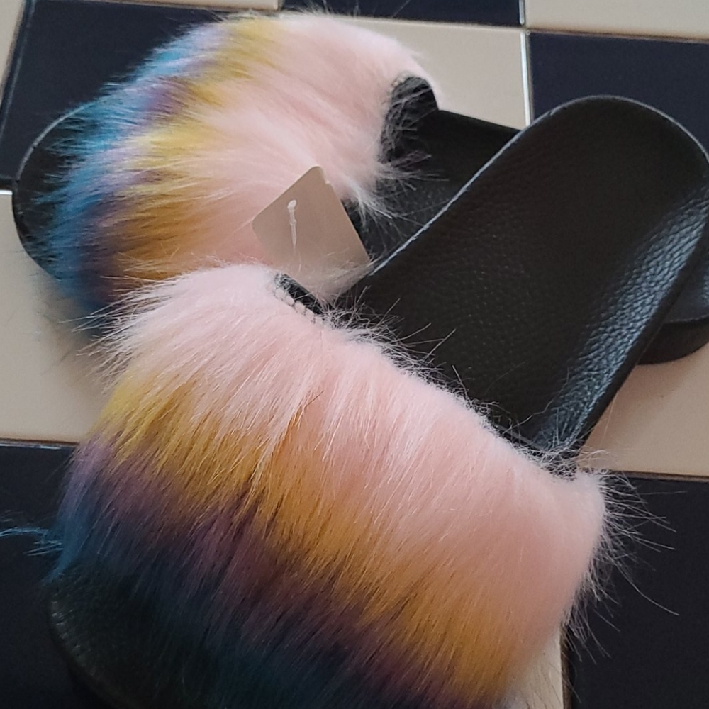 Womens Furry Slides